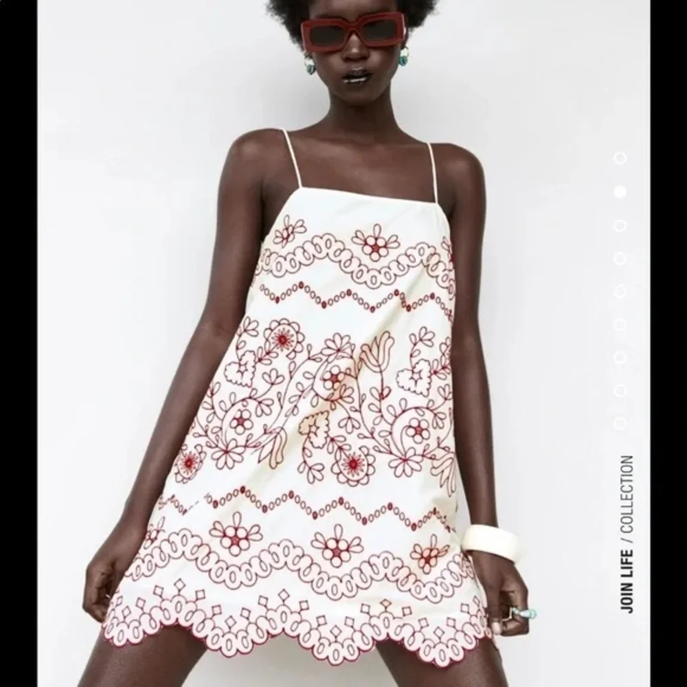 BNWT Zara White Dress with Red Embroidery - Picture 1 of 7